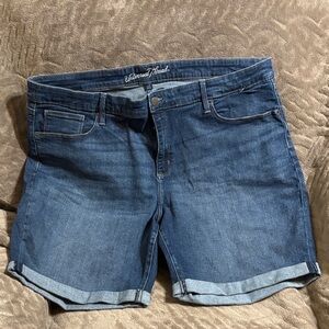 Universal Thread Women's Jean Shorts - Dark Blue